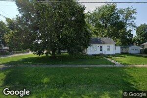 106 SW 4th St, Galva, IL 61434