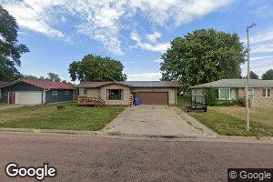 512 3rd St, Wagner, SD 57380
