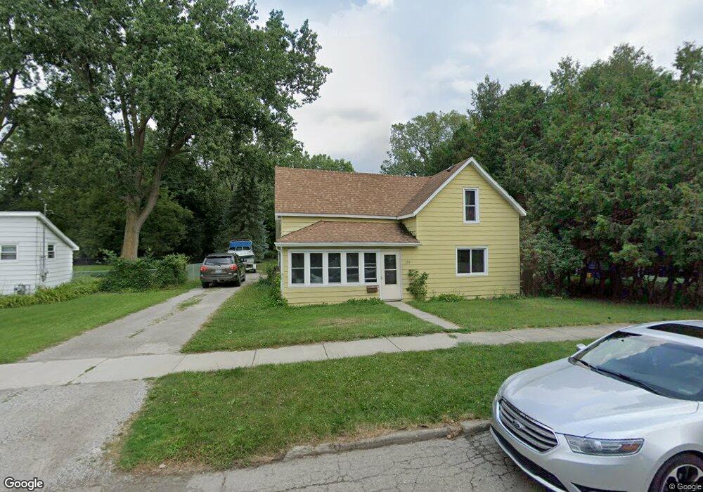 345 S Silver St, Bad Axe, MI 48413 - photo 1