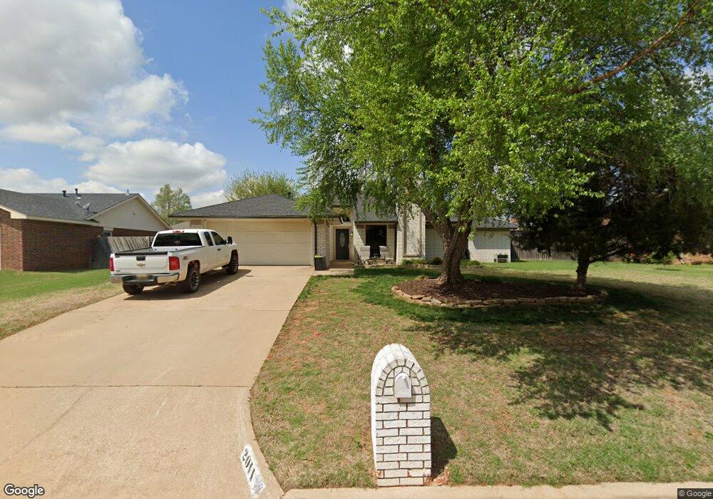 2011 Crestline Dr, Duncan, OK 73533 - photo 1