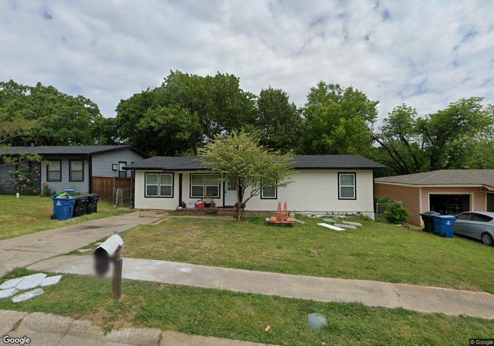 1717 Ridgewood Rd, Denison, TX 75020 - photo 1