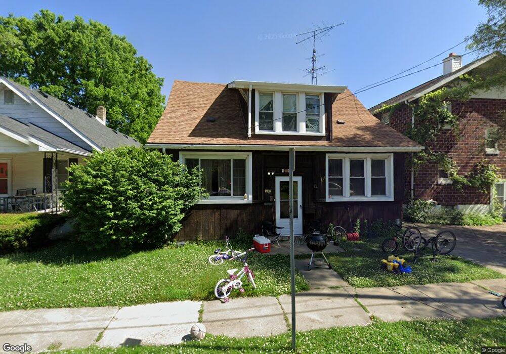 137 E Lakeview Ave, Flint, MI 48503 - photo 1