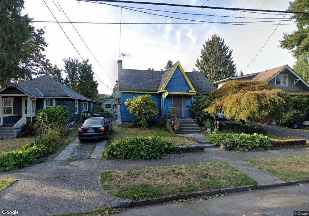 106 N Russet St, Portland, OR 97217 - photo 1