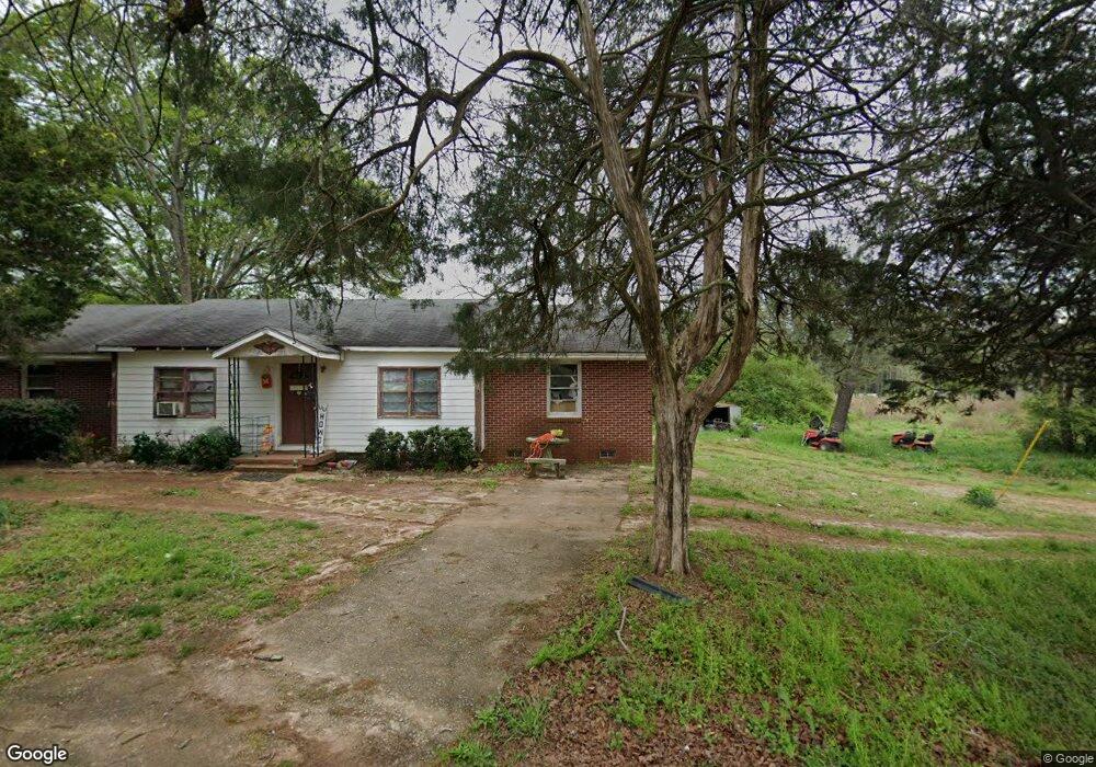 135 Walnut Rd, Hoschton, GA 30548 - photo 1