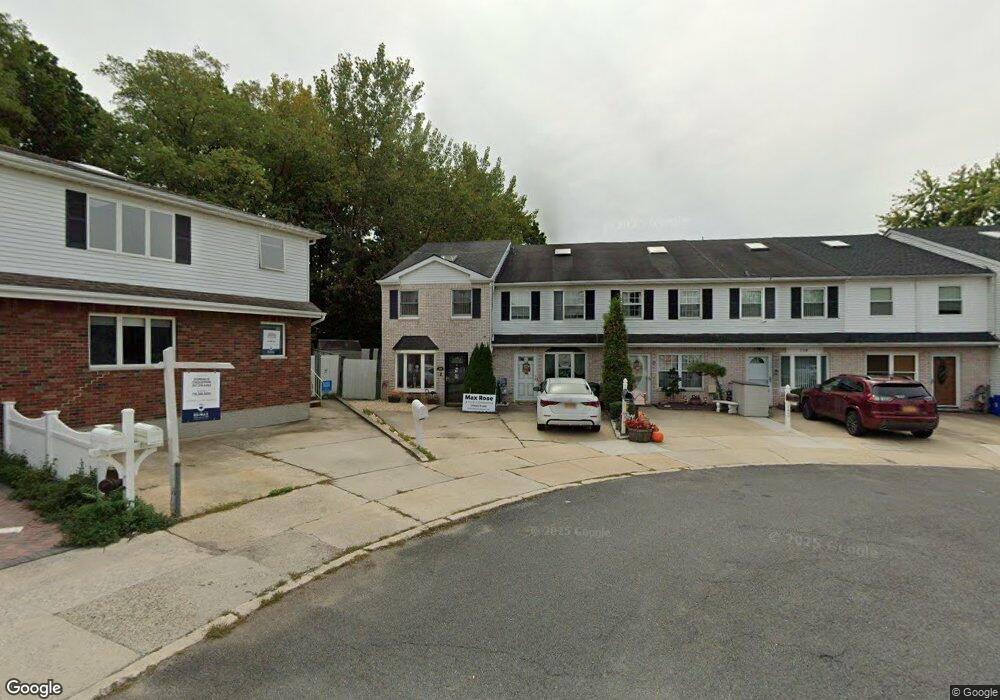 126 Blythe Place, Staten Island, NY 10306 - photo 1