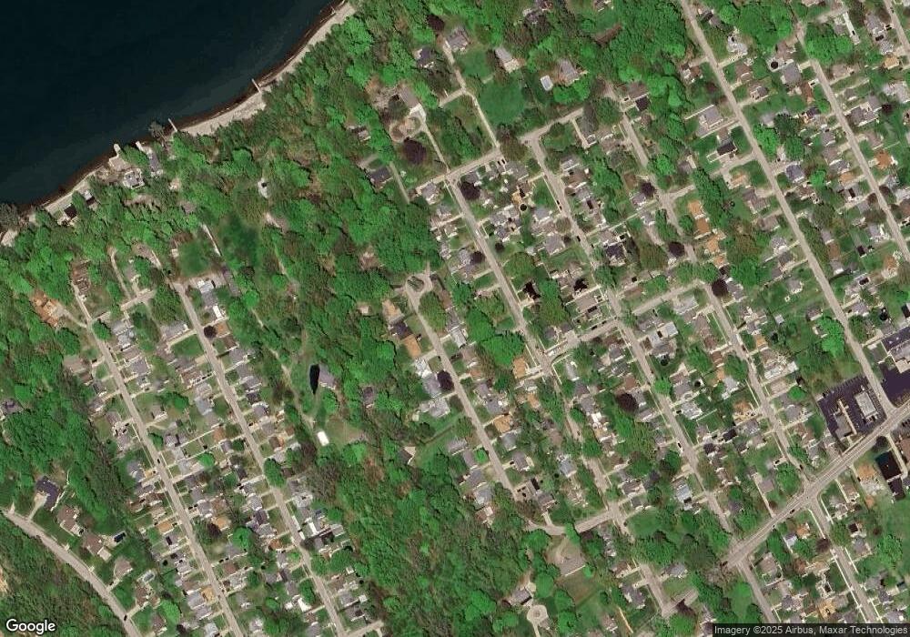 427 Rondeau Dr, Erie, PA 16505 - photo 1