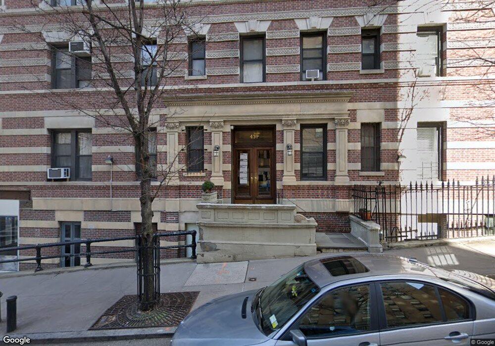 431 W 121st St unit 2B, New York, NY 10027 - photo 1