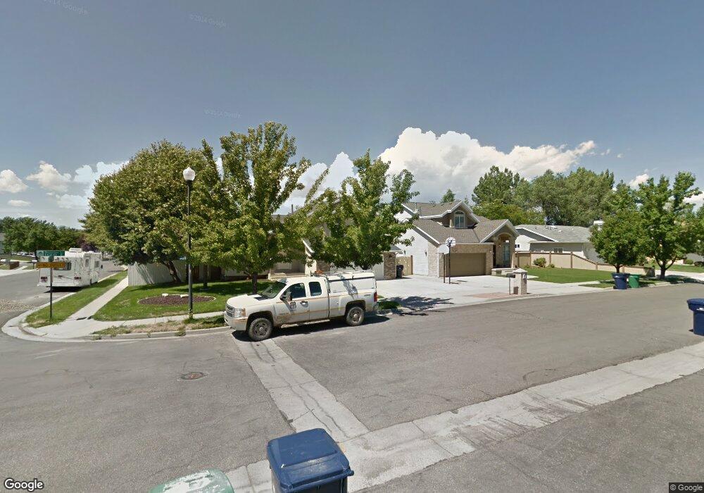 7976 Showcase Ln, Sandy, UT 84094 - photo 1