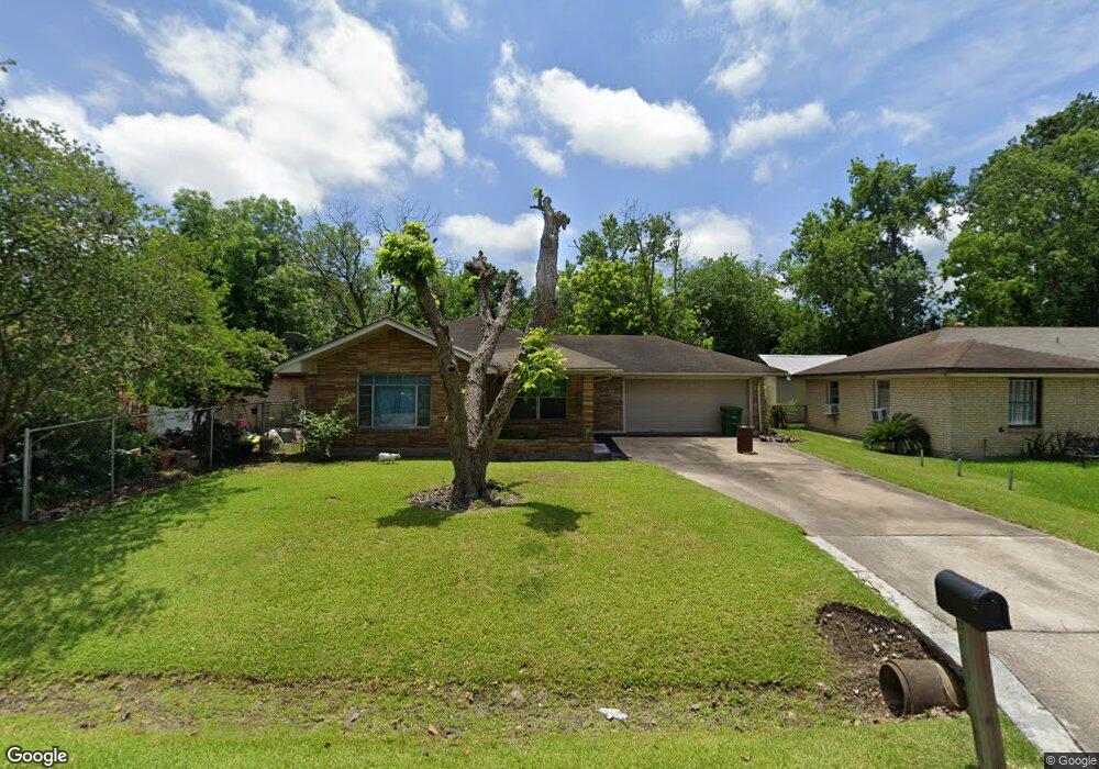7322 Miley St, Houston, TX 77028 - photo 1