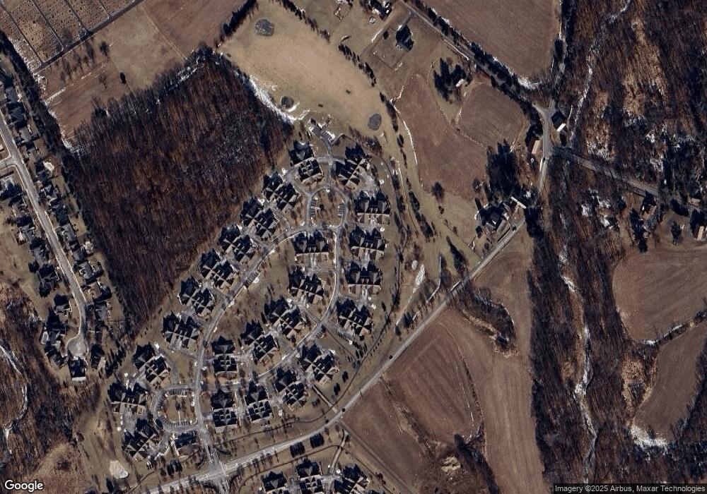 1068 Bordeaux Ln, Pennsburg, PA 18073 - photo 1