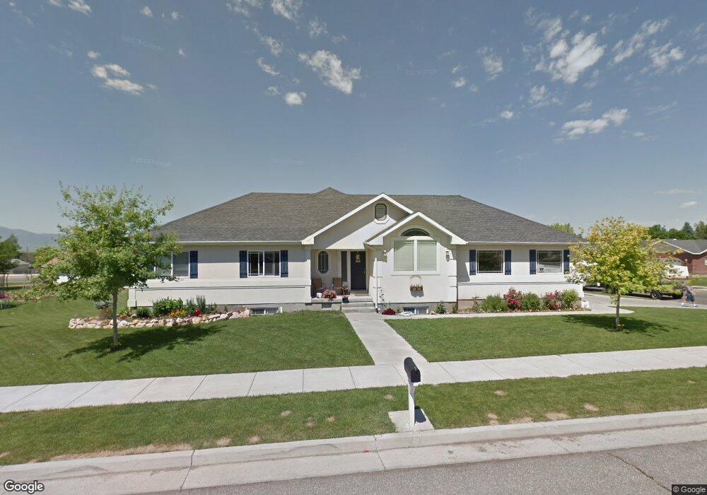 223 Ridge Hollow Cir, Smithfield, UT 84335 - photo 1