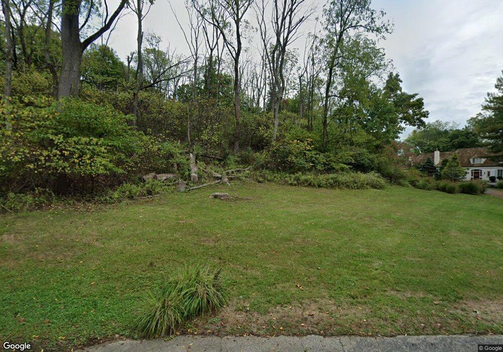 2040 Twinbrook Rd, Berwyn, PA 19312 - photo 1