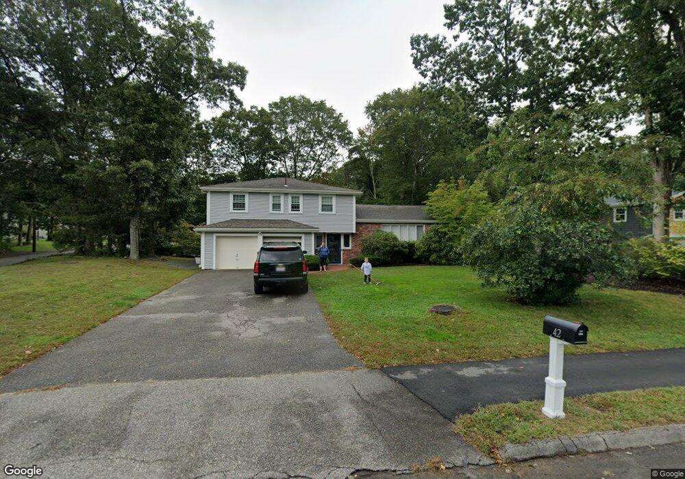 42 Cypress St, Medfield, MA 02052 - photo 1