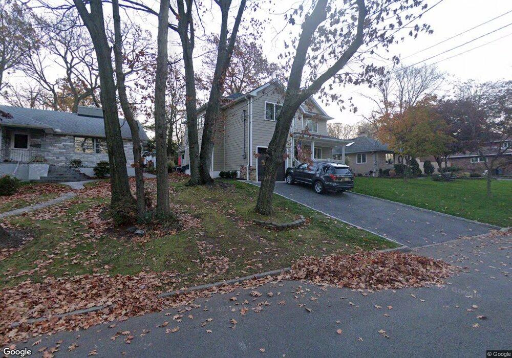 545 Nordhoff Dr, Leonia, NJ 07605 - photo 1