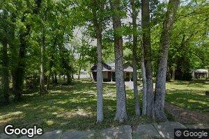 717 Wayne St, Macon, MS 39341