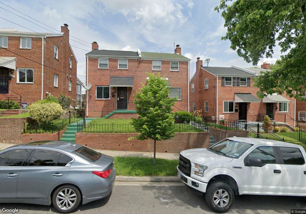 4232 Hildreth St SE, Washington, DC 20019 - photo 1