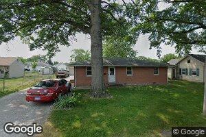 613 W D Ave, Lewistown, IL 61542