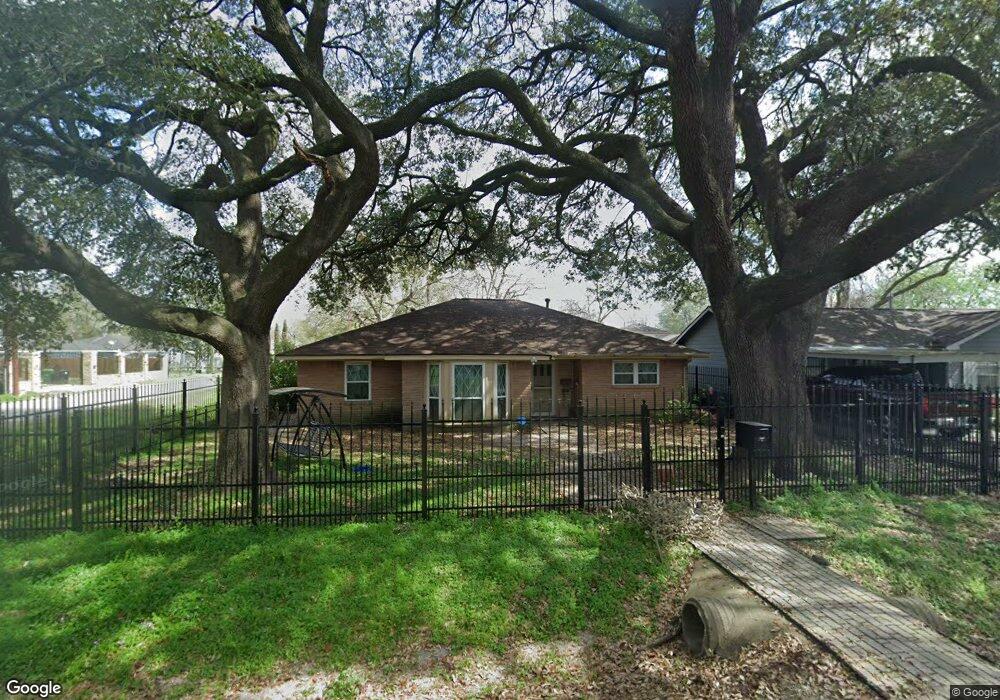 9218 Carrick St, Houston, TX 77022 - photo 1