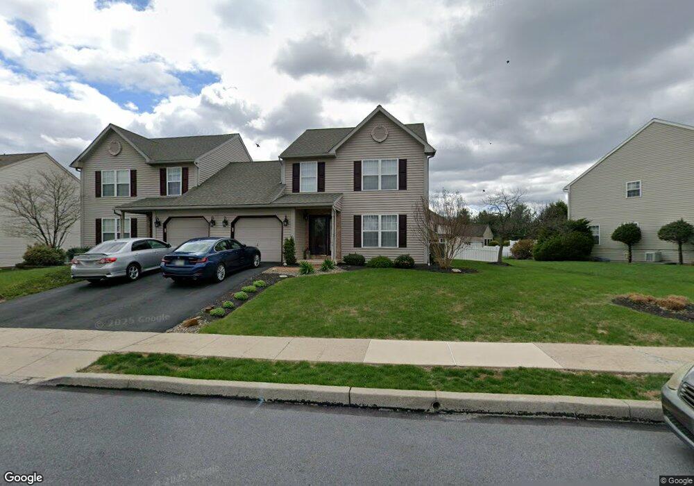 1041 Leanne St, Reading, PA 19605 - photo 1