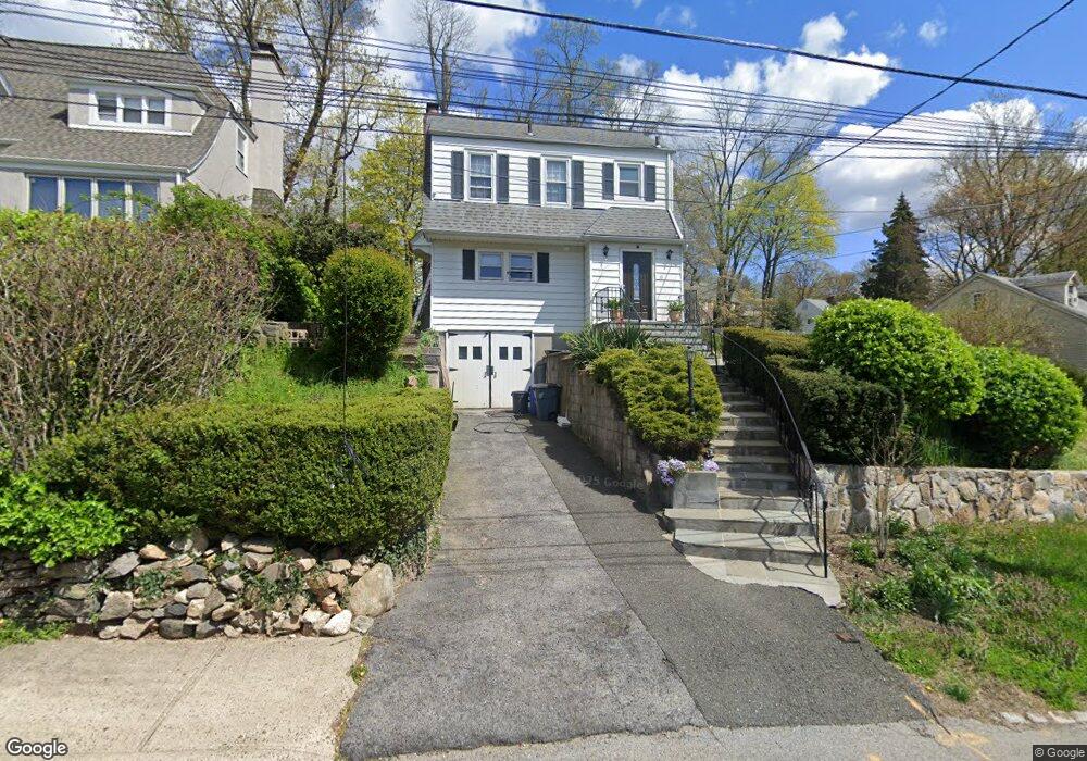 8 Beverly Rd, Yonkers, NY 10710 - photo 1