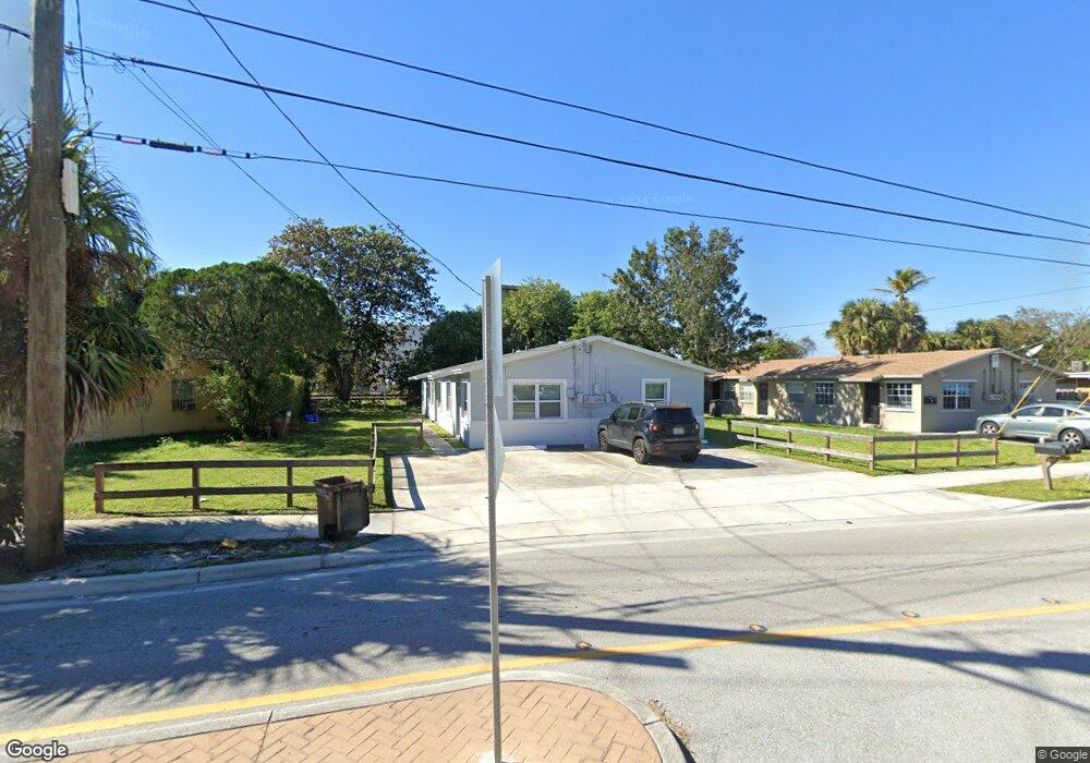 3011 Windsor Ave, West Palm Beach, FL 33407 - photo 1