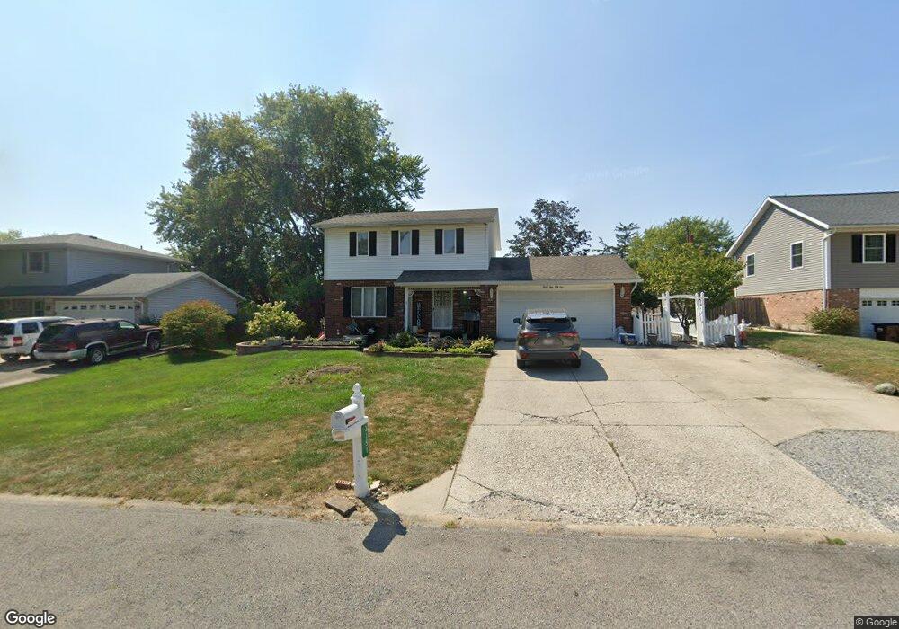 3151 Thorndyke Dr, Lima, OH 45801 - photo 1