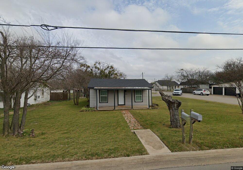 211 S Bowie Dr, Weatherford, TX 76086 - photo 1