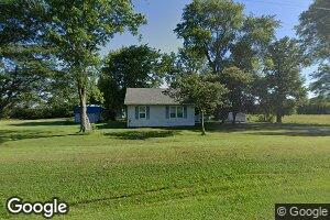 1301 Oak Mound Ln, Xenia, IL 62899