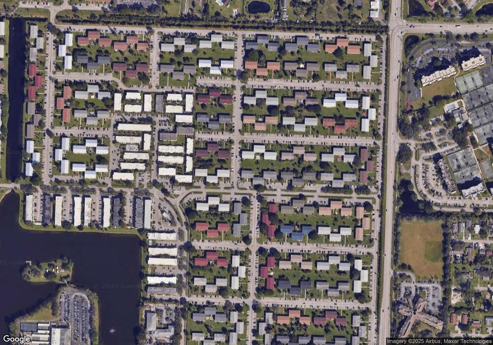 146 Coventry G unit 146, West Palm Beach, FL 33417 - photo 1