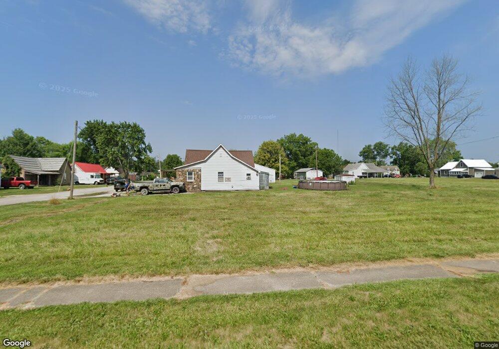 50 E St SW, Linton, IN 47441 - photo 1