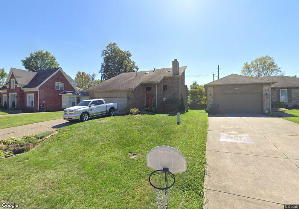 7614 Newton Ct, Louisville, KY 40228 - photo 1