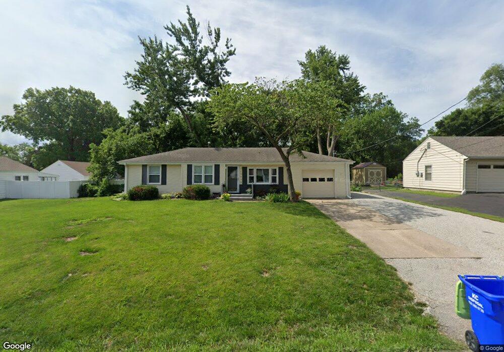 11415 W 61st Terrace, Shawnee, KS 66203 - photo 1