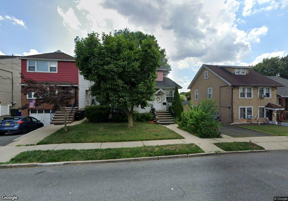 516 Laurel Ave, Lyndhurst, NJ 07071 - photo 1