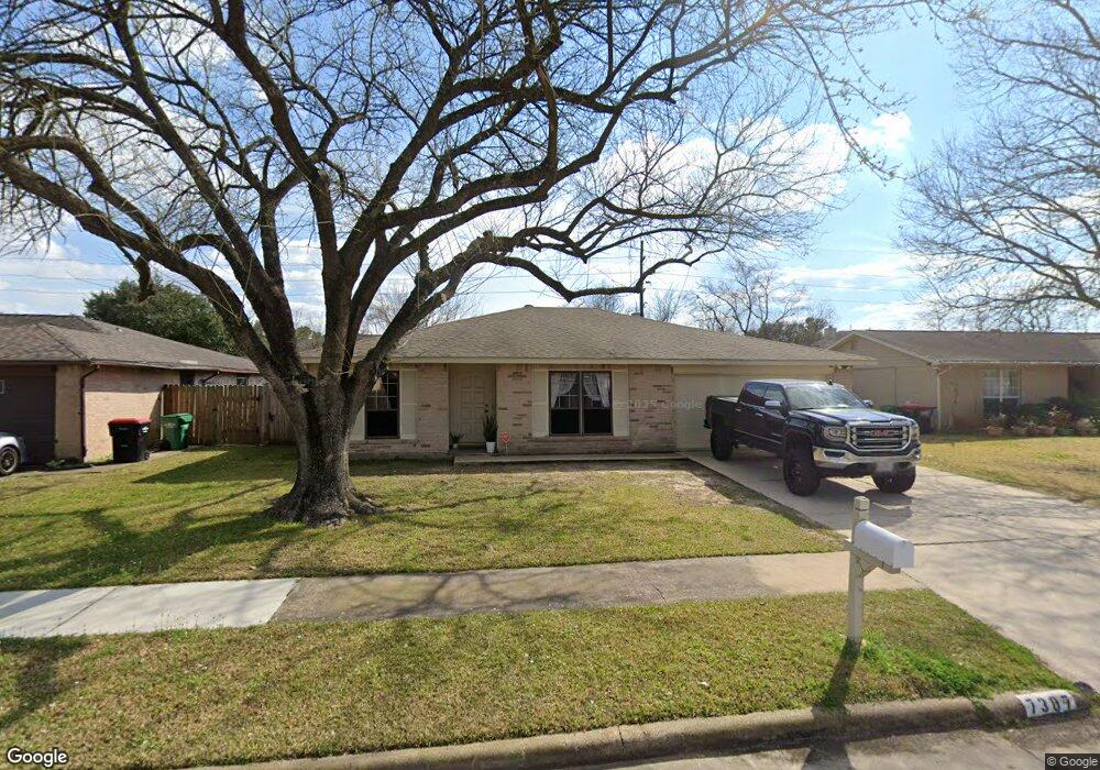 7307 Cornwall Bridge Ln, Houston, TX 77041 - photo 1
