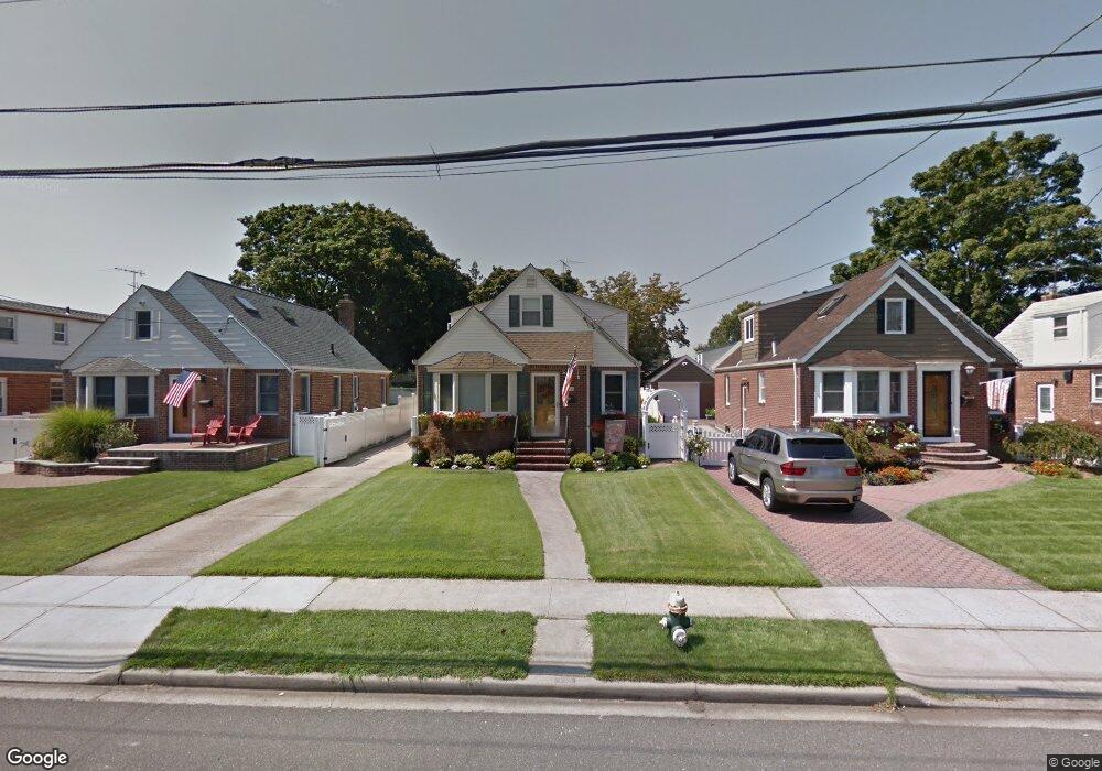 248 Semton Blvd, Franklin Square, NY 11010 - photo 1