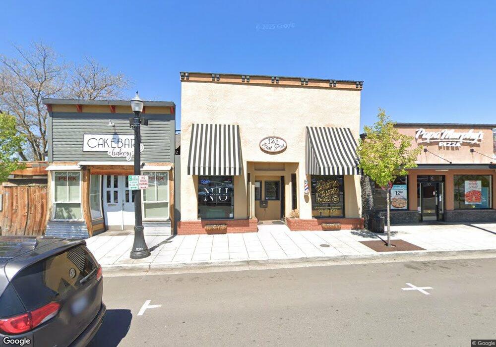 123 E Pine St, Central Point, OR 97502 - photo 1