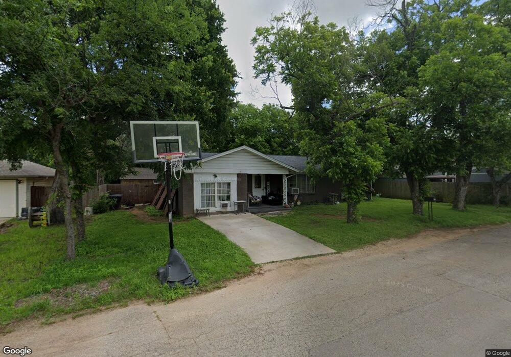 604 Madison St, Cleburne, TX 76033 - photo 1