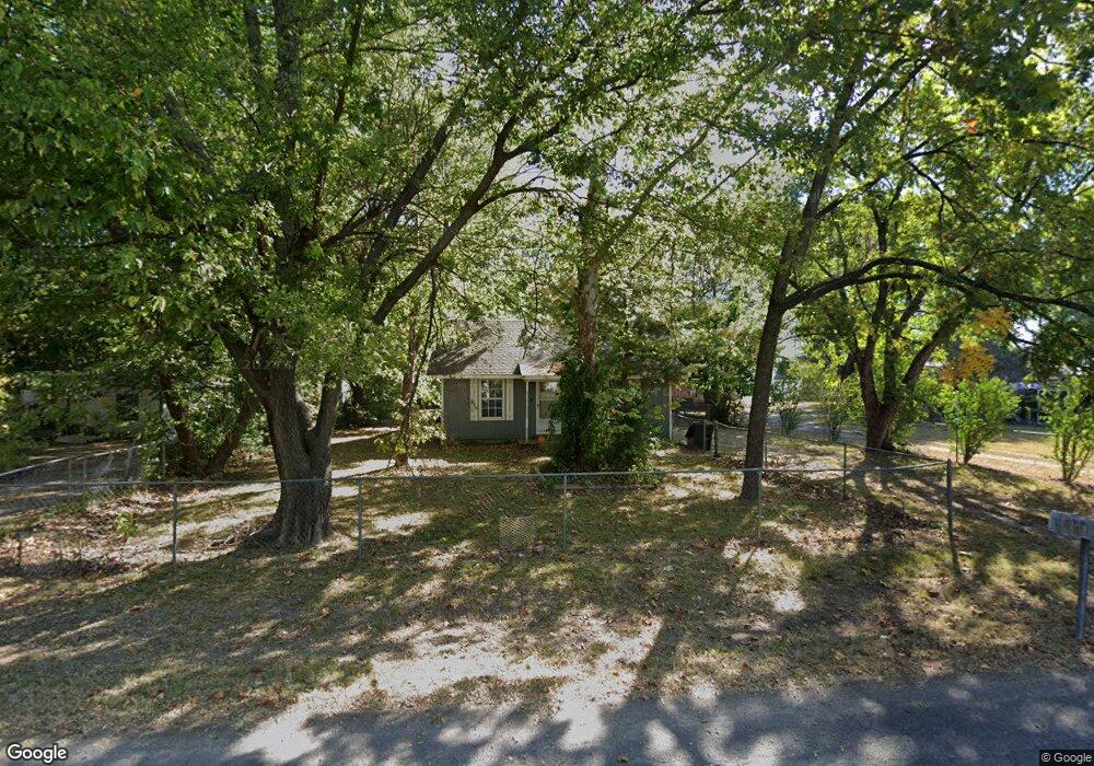 309 N Whitaker St, Pryor, OK 74361 - photo 1