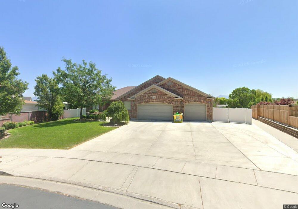4349 Lennox Dr, South Jordan, UT 84095 - photo 1