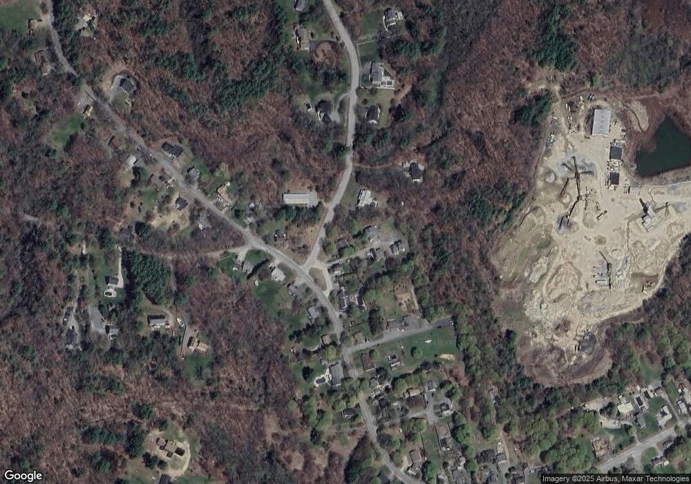 135 Wethersfield St, Rowley, MA 01969 - photo 1