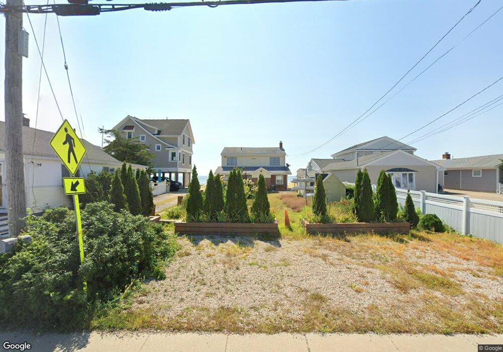 462 Seaside Ave, Westbrook, CT 06498 - photo 1