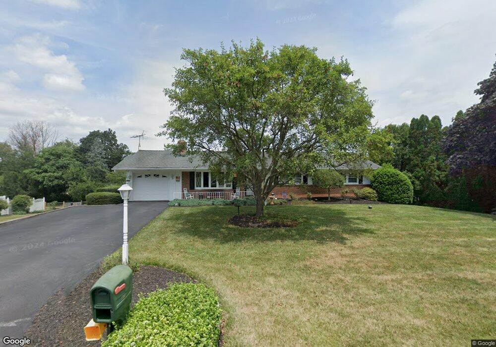 818 Mountain View Dr, Westminster, MD 21157 - photo 1