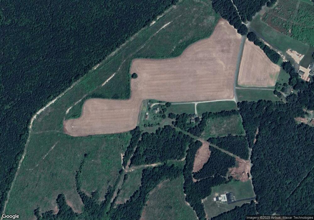 18320 Boxley Rd, Ruther Glen, VA 22546 - photo 1