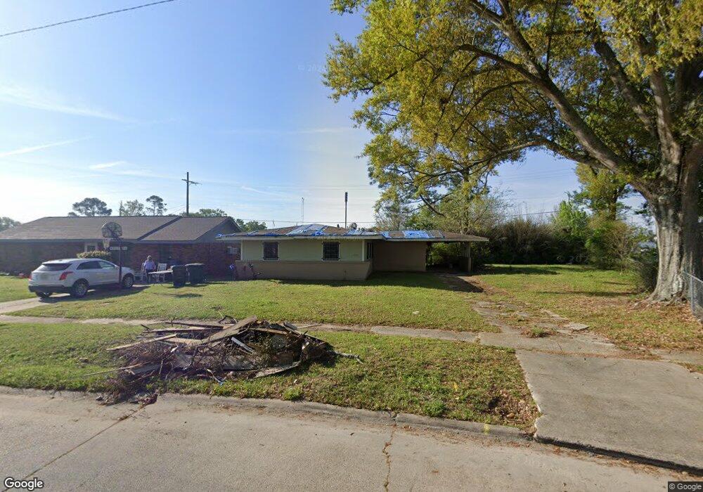 2712 S General Wainwright Dr, Lake Charles, LA 70615 - photo 1