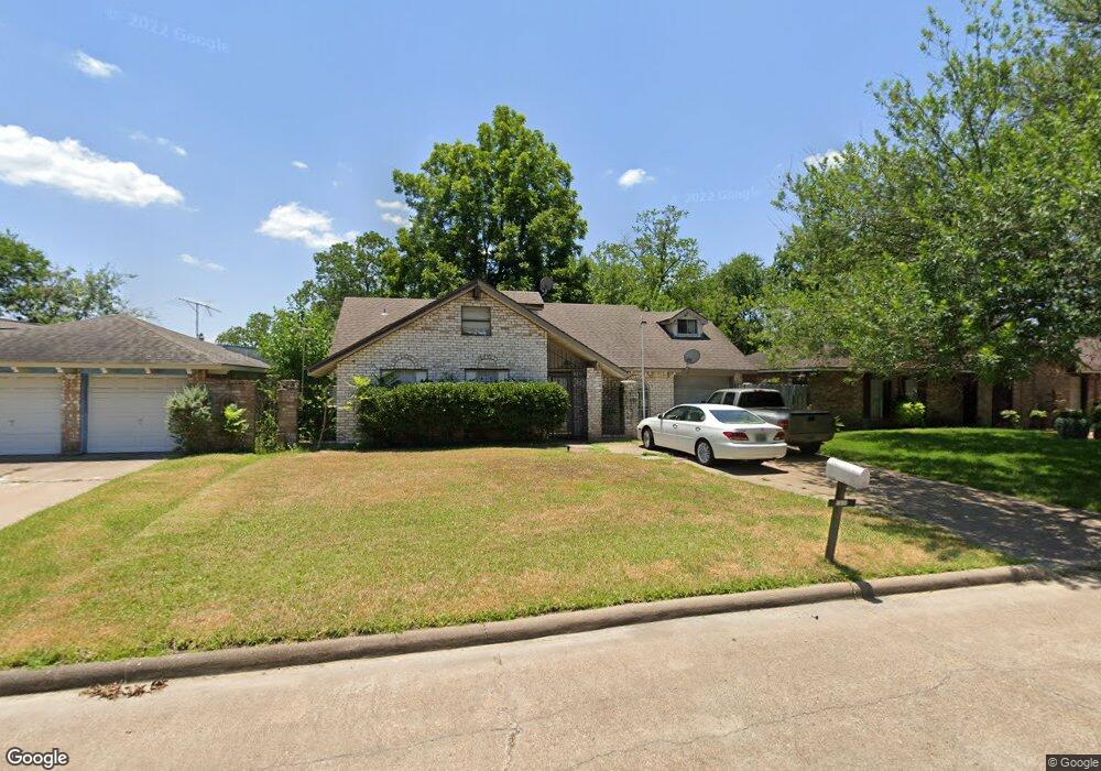 1911 Mosher Ln, Houston, TX 77088 - photo 1