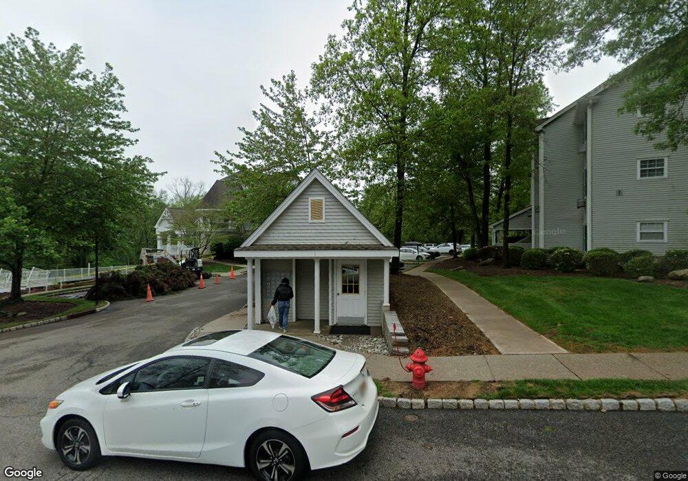 102 Chatfield Dr, Pompton Plains, NJ 07444 - photo 1