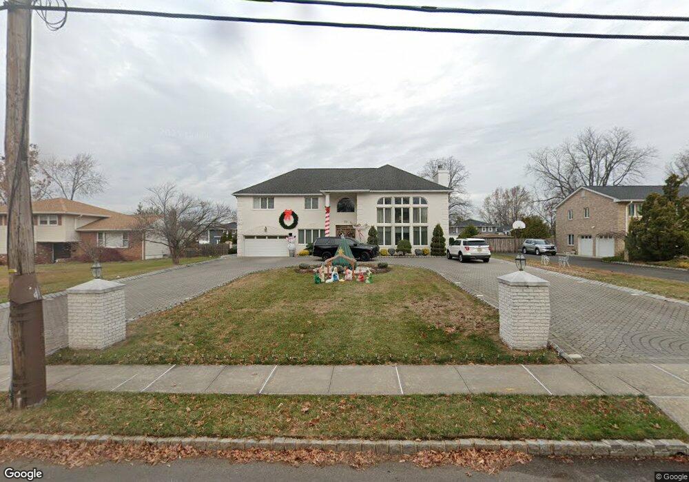 344 Oak Ridge Rd, Clark, NJ 07066 - photo 1