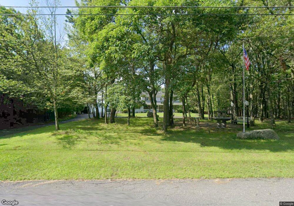 219 E Mountain Top Rd, Summit Hill, PA 18250 - photo 1