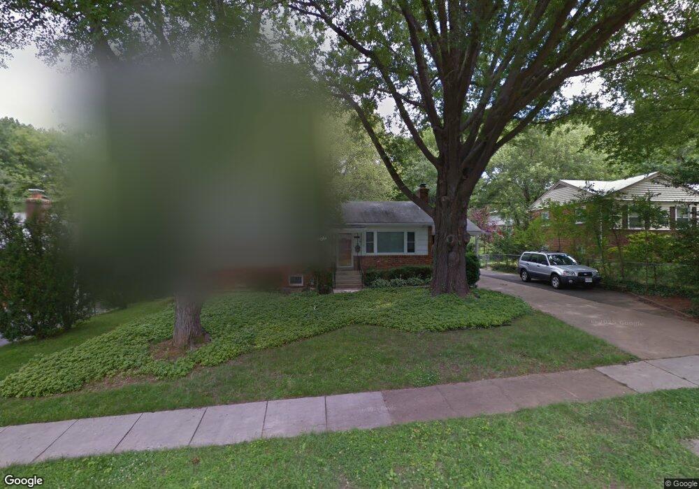 1937 Beaver Ln, McLean, VA 22101 - photo 1