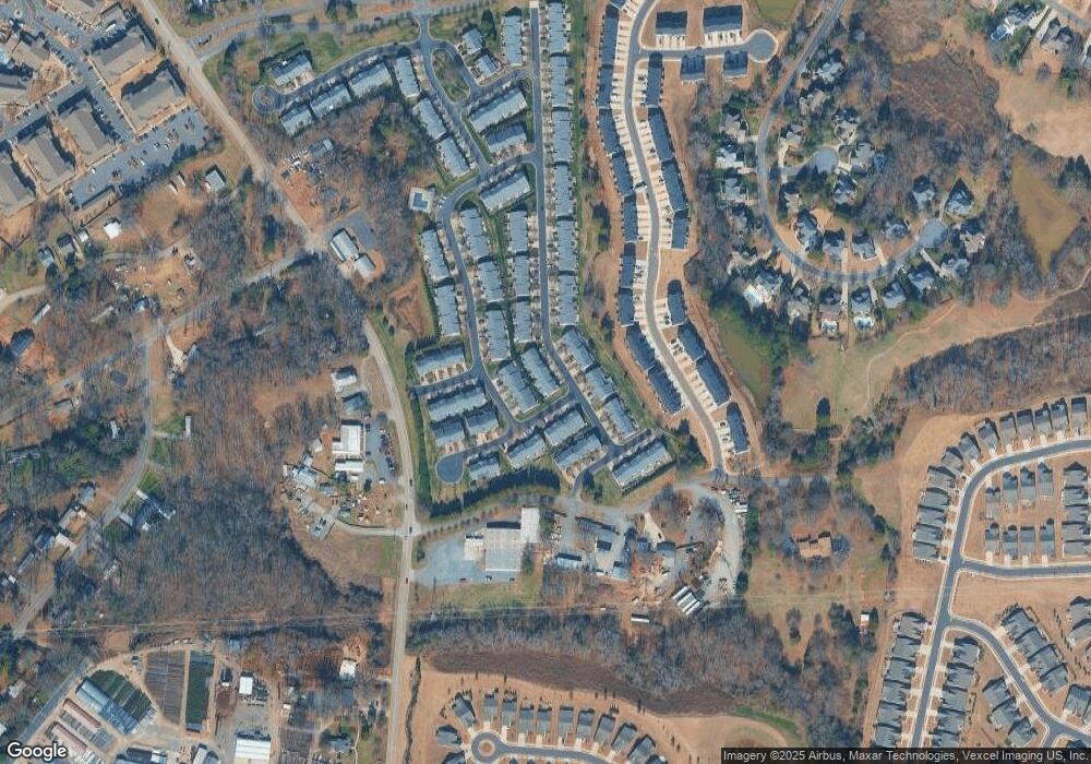 192 Snead Rd, Fort Mill, SC 29715 - photo 1